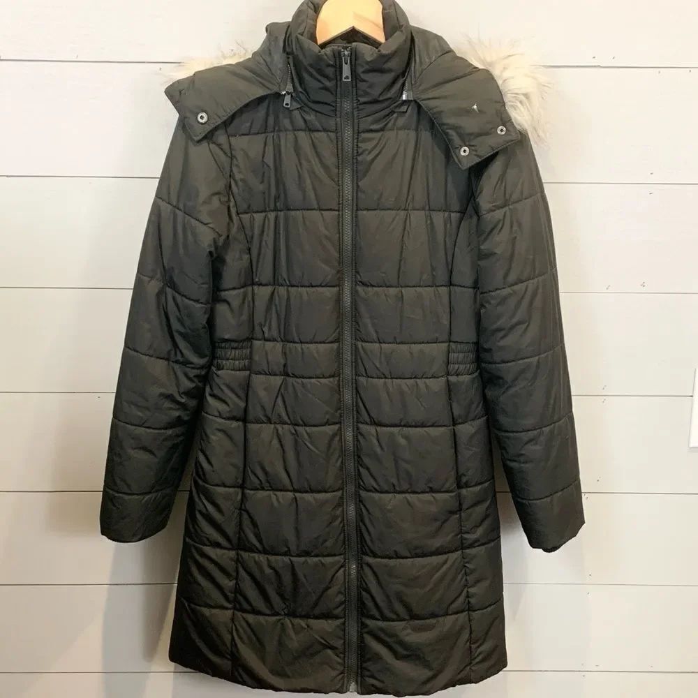 Banana Republic Women's Black Quilted parka with Faux Fur Hood size XS